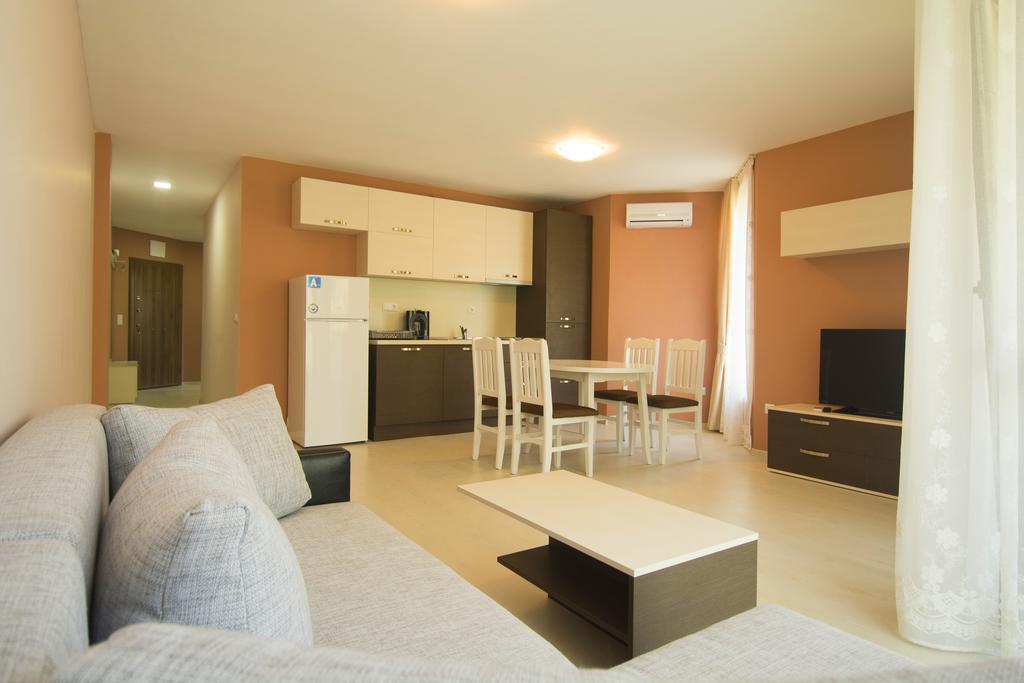 Holiday Village Lozenets Esterno foto
