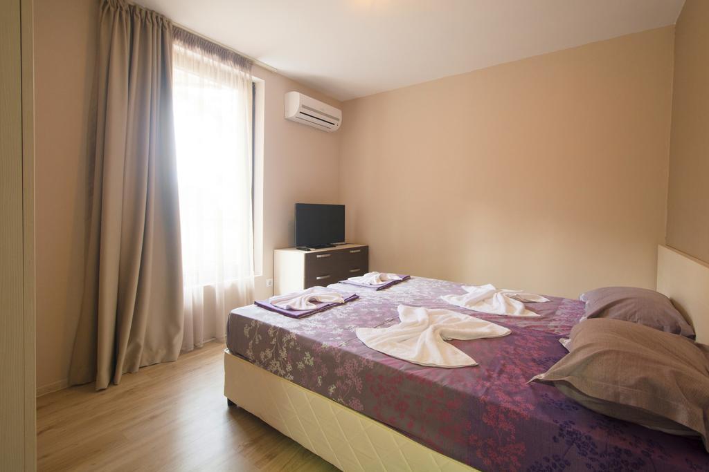Holiday Village Lozenets Esterno foto
