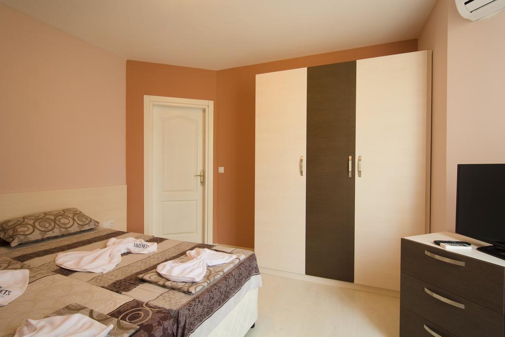 Holiday Village Lozenets Esterno foto